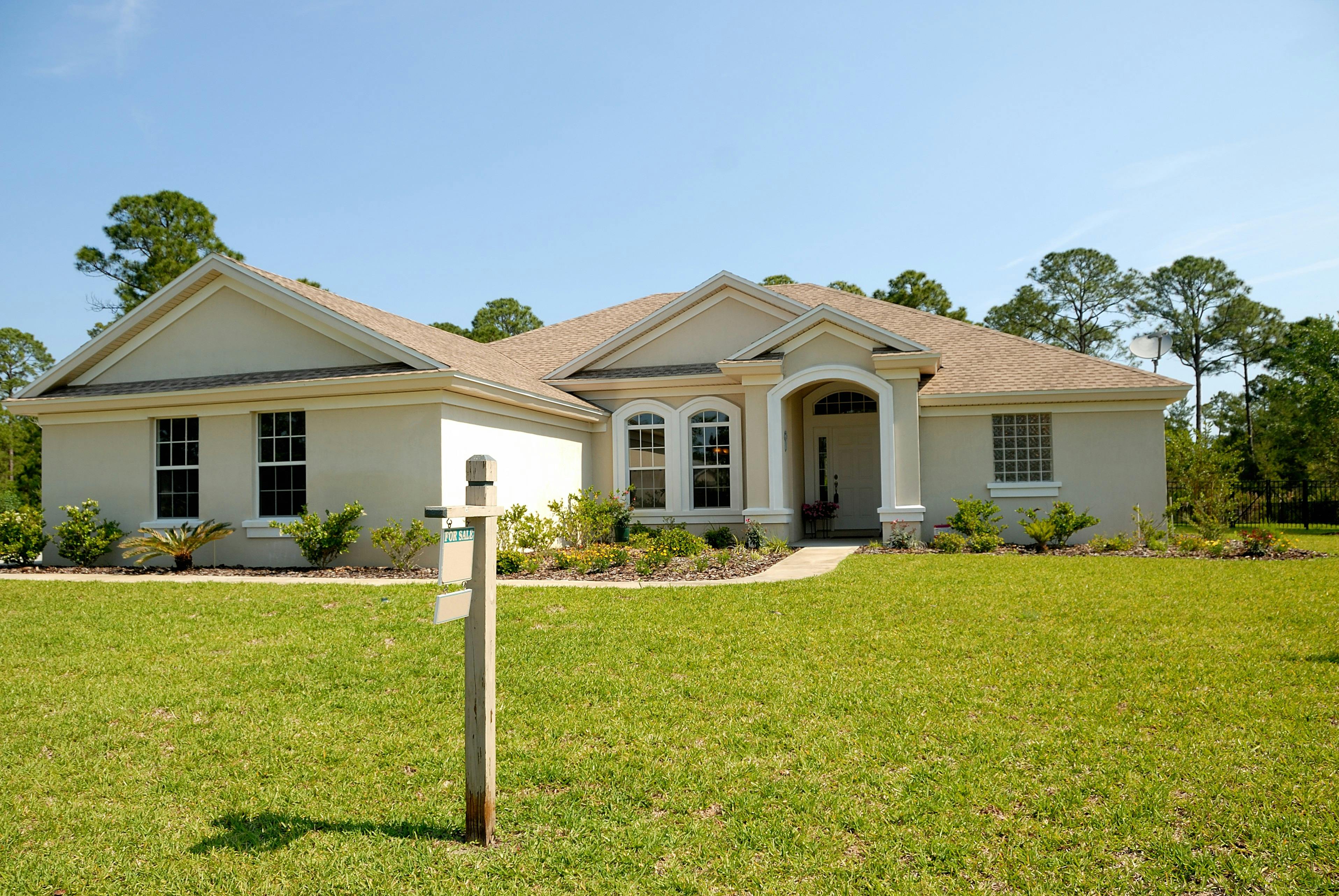 luxury real estate property listing - luxury website design
